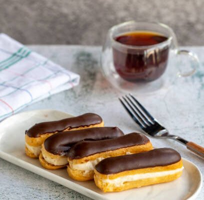 Éclair au chocolat